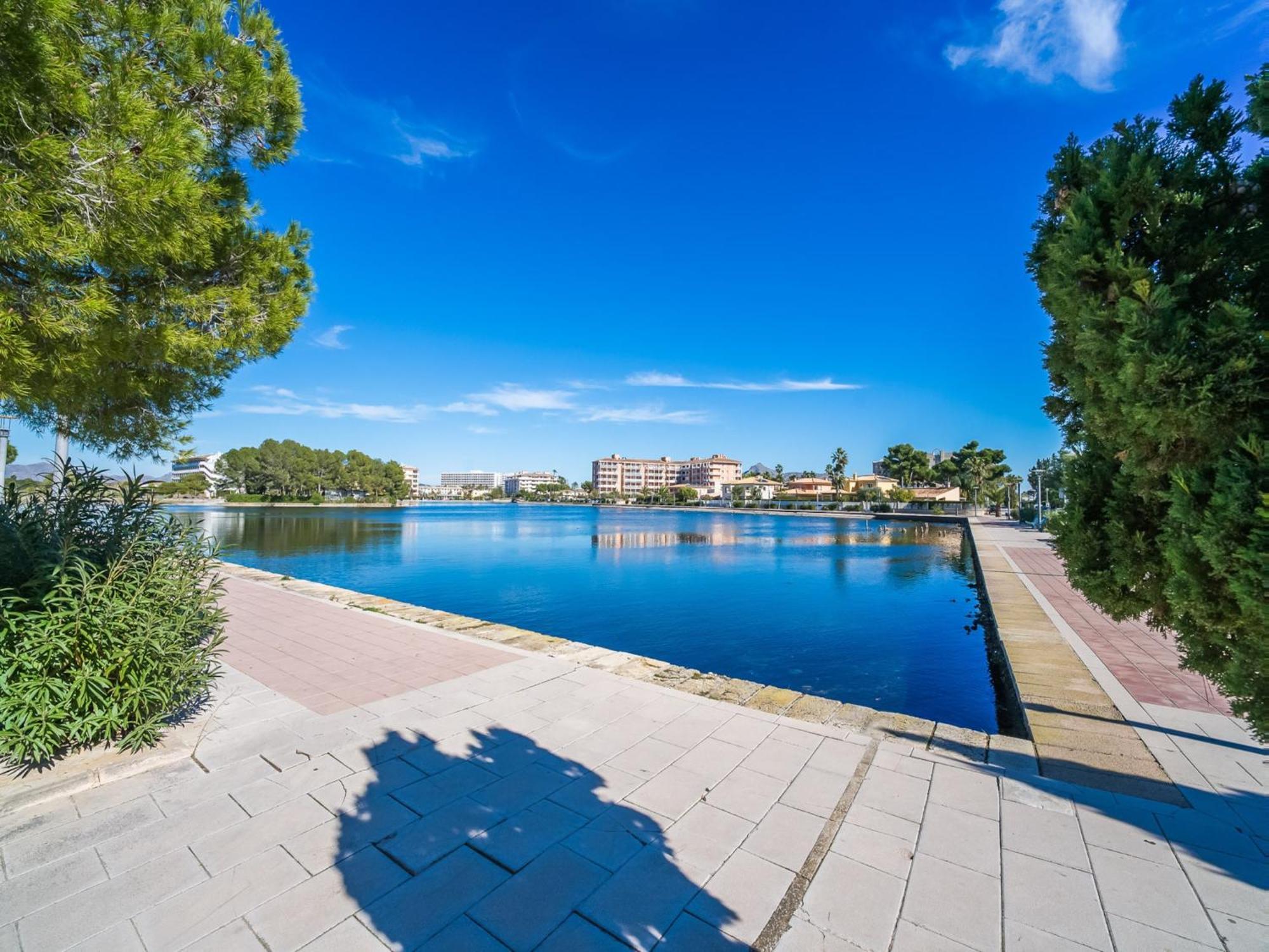 Charming With Terrace Holiday home *