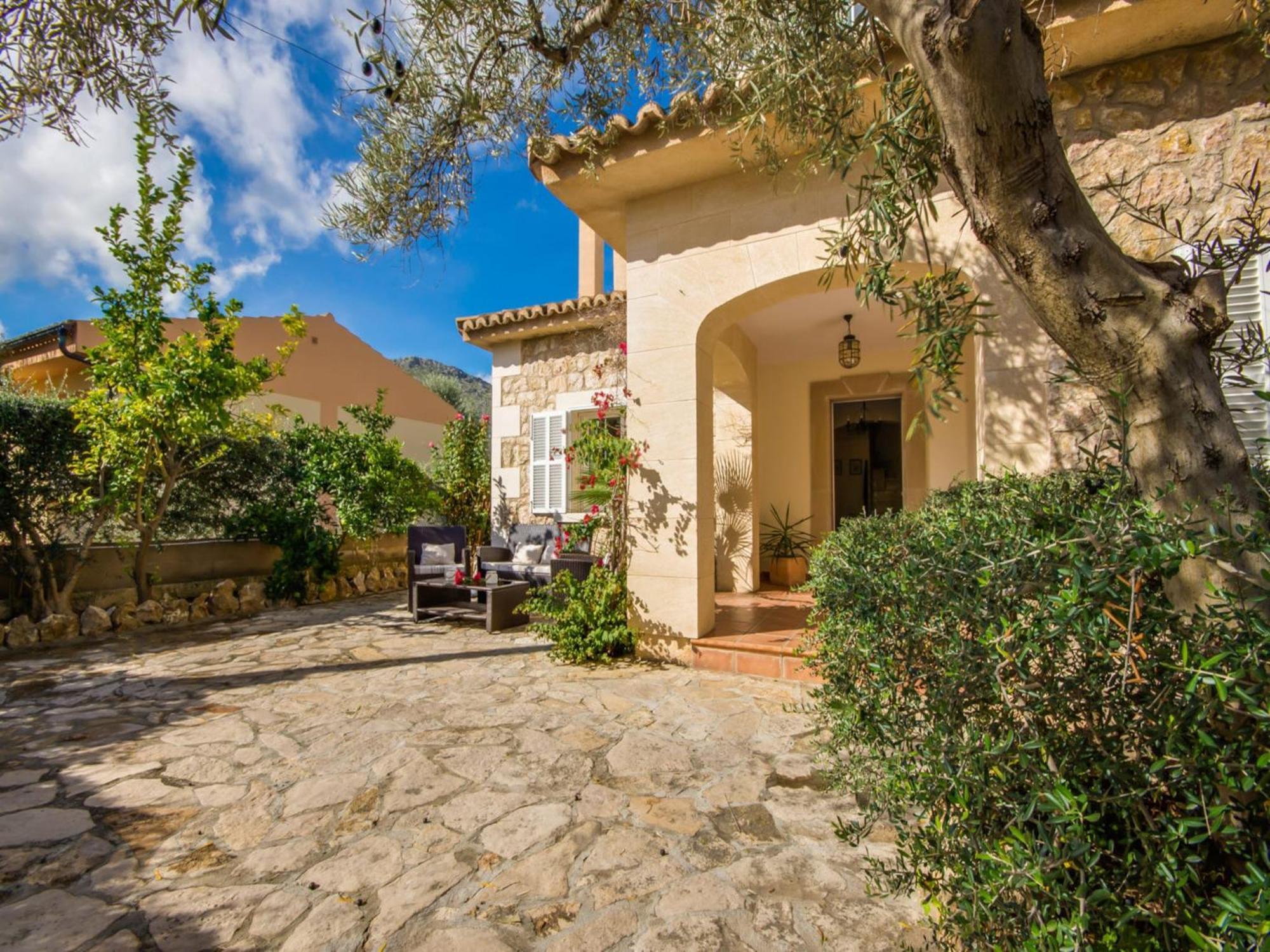 Charming With Terrace Alcudia (Mallorca)