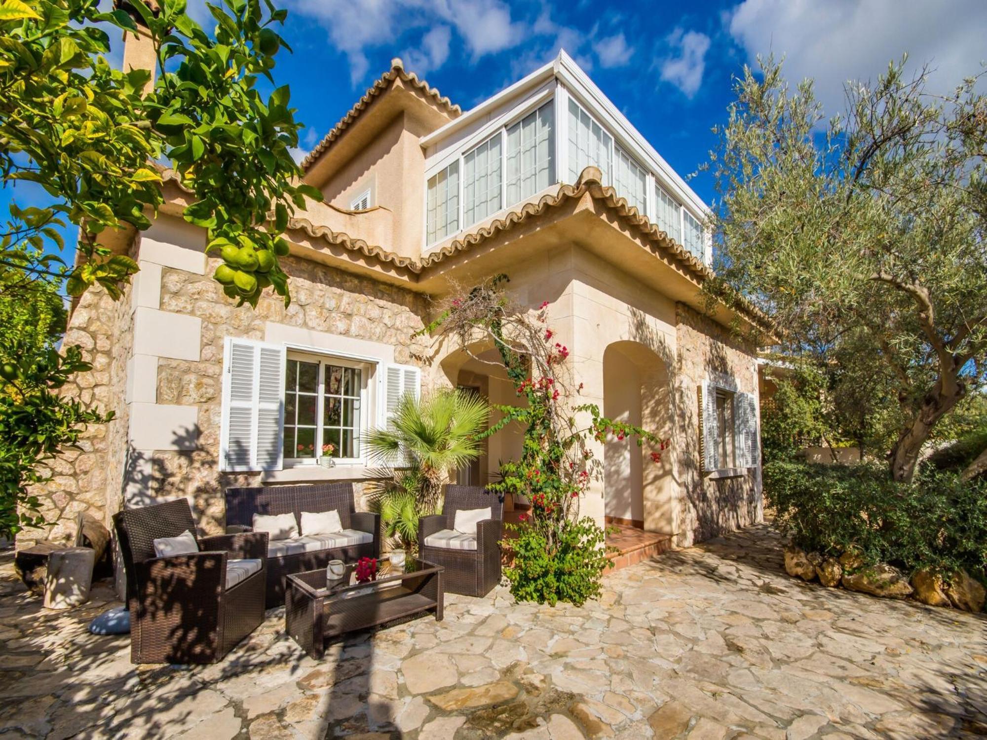 Holiday home Charming With Terrace